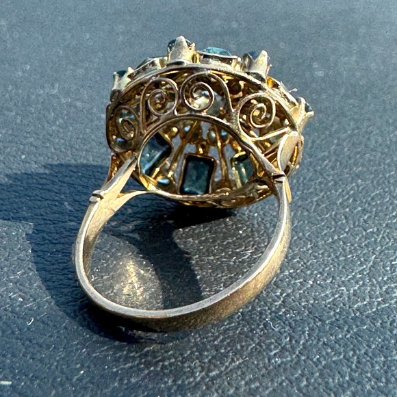 10k Victorian Blue Sapphire Cocktail Ring - Picture 4 of 11